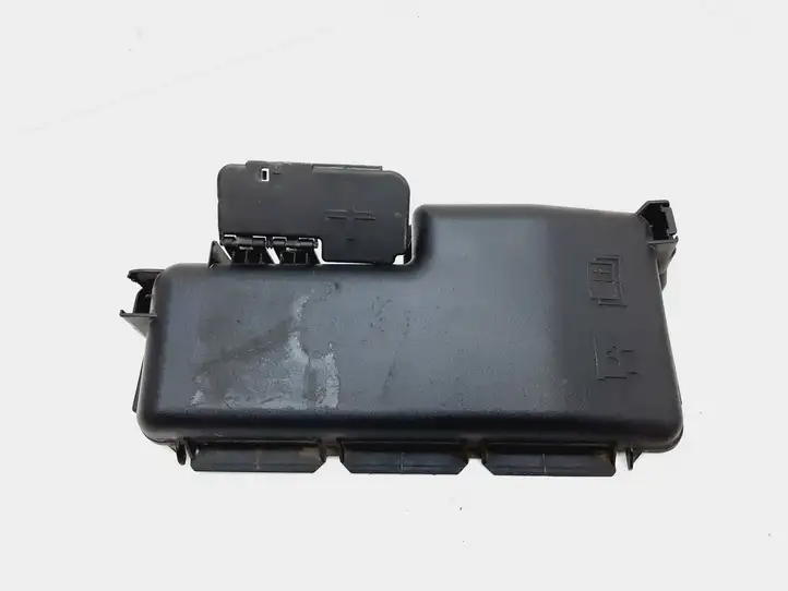 Volvo XC90 (2006 - 2014) 30728133 Крышка ящика предохранителей — фото 1