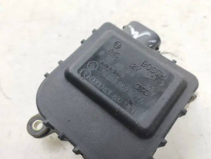 Audi A4 S4 B5 8D (1999 - 2001) 8D1820511B Двигатель задвижки потока воздуха — фото 6