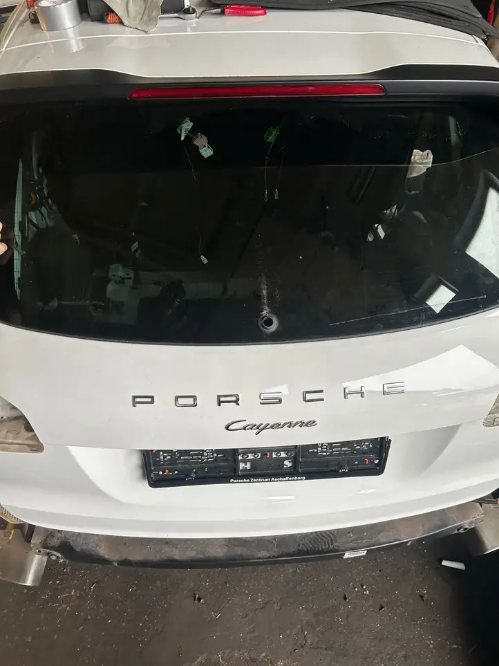 Porsche Cayenne (92A) (2011 - 2017) 7P5827159 Крышка багажника — фото 10