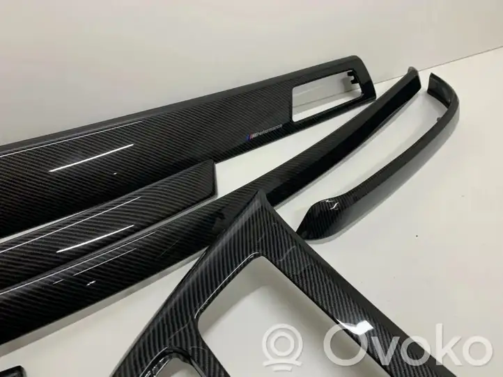 BMW 3 E90 E91    Декоративная планка