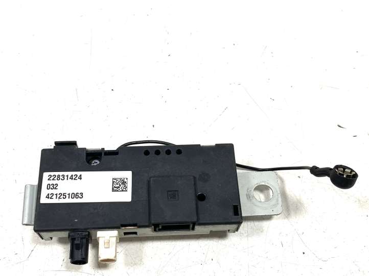 22831424 Opel Ampera Antenos stiprintuvas