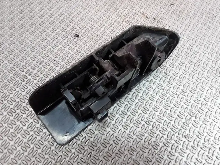 Toyota Auris 150 (2006 - 2012) Ручка открытия лючка бензобака — фото 2