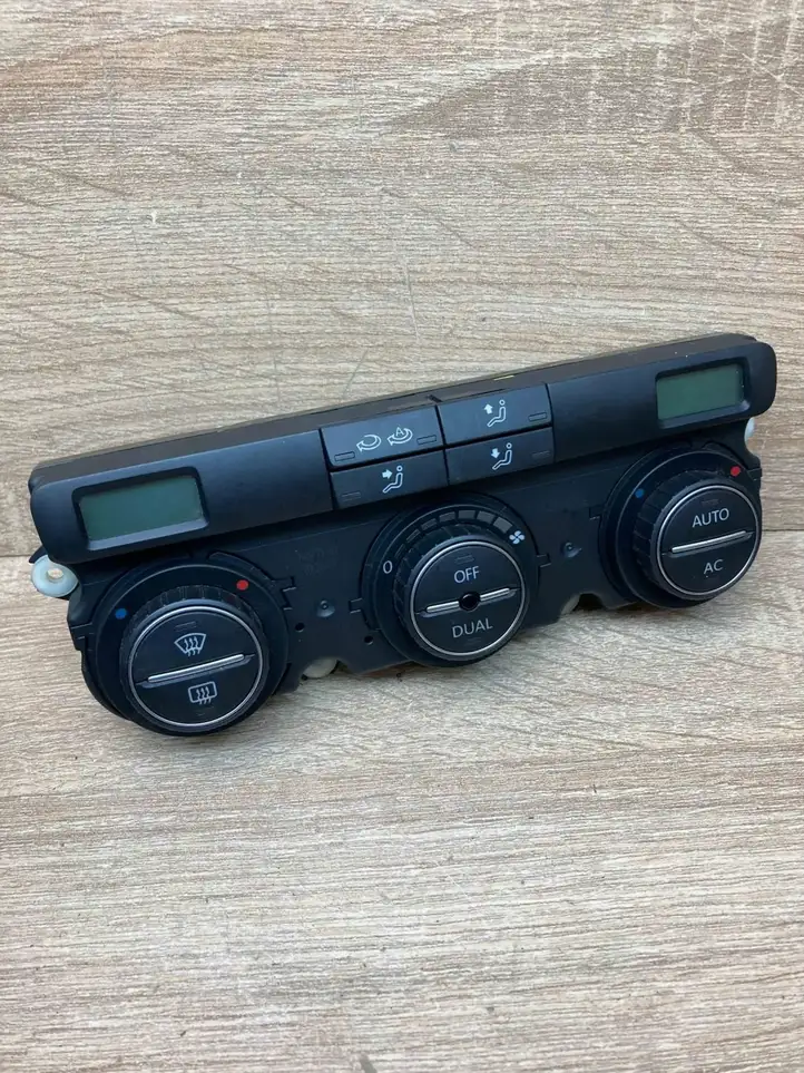 (2005 - 2010) 74677580 Блок управления климат-контролем — фото 2