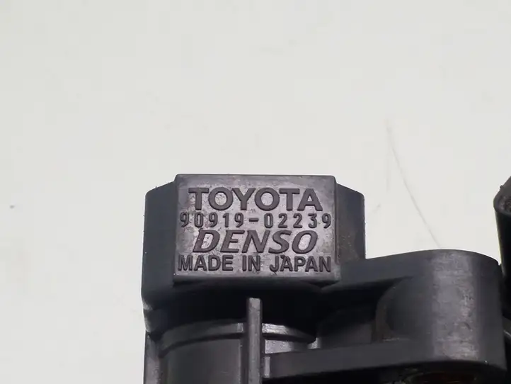 Toyota Corolla E110 (1995 - 2002) 9091902239 Катушка зажигания — фото 2