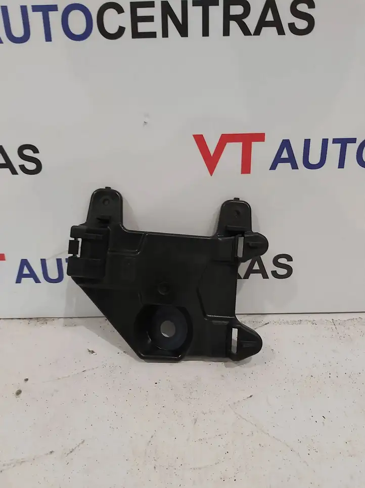 BMW 3 F30 F35 F31 (2012 - 2018) 66326795928 Рамка декоративная — фото 1
