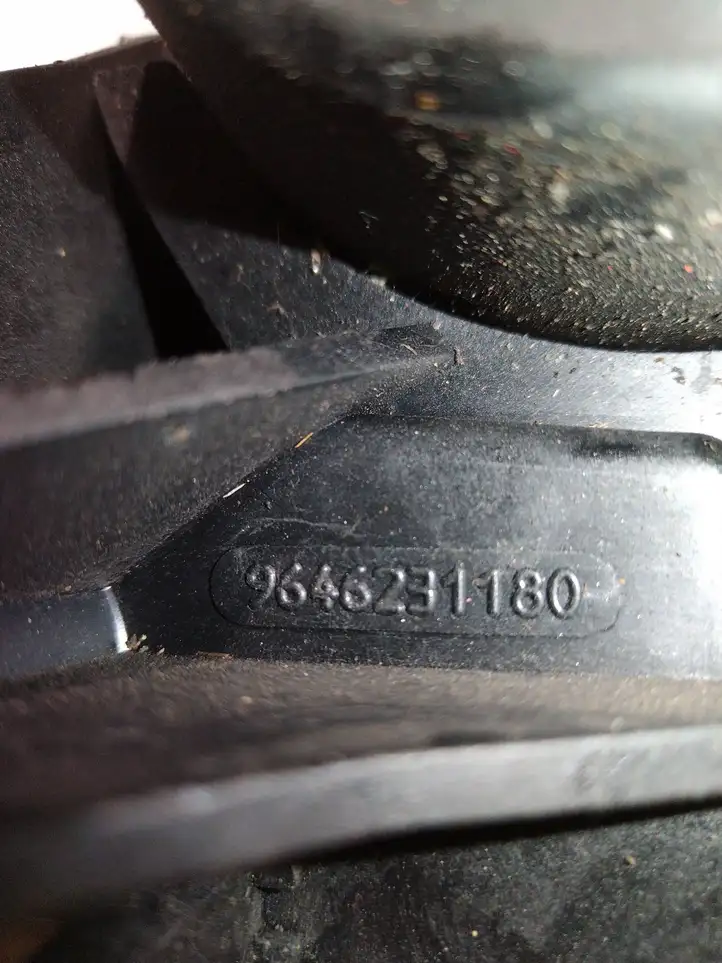 Peugeot 206 (1998 - 2012) 9646231180 Корпус топливного фильтра — фото 2