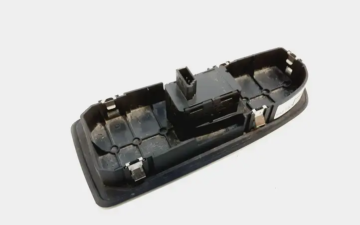BMW 1 E81 E87 (2004 - 2011) 6970242 Кнопка стеклоподъемников — фото 2