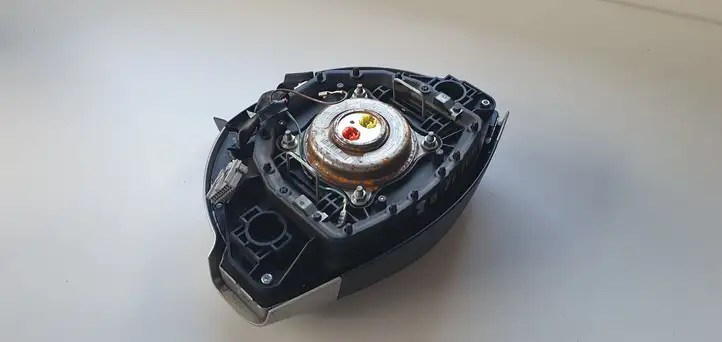 Nissan Qashqai (2006 - 2010) Подушка безопасности руля — фото 2