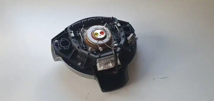 Nissan Qashqai (2006 - 2010) Подушка безопасности руля — фото 3