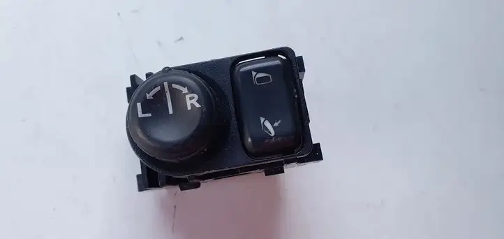 Nissan Qashqai (2010 - 2013) Другие включатели / ручки/ переключатели — фото 4
