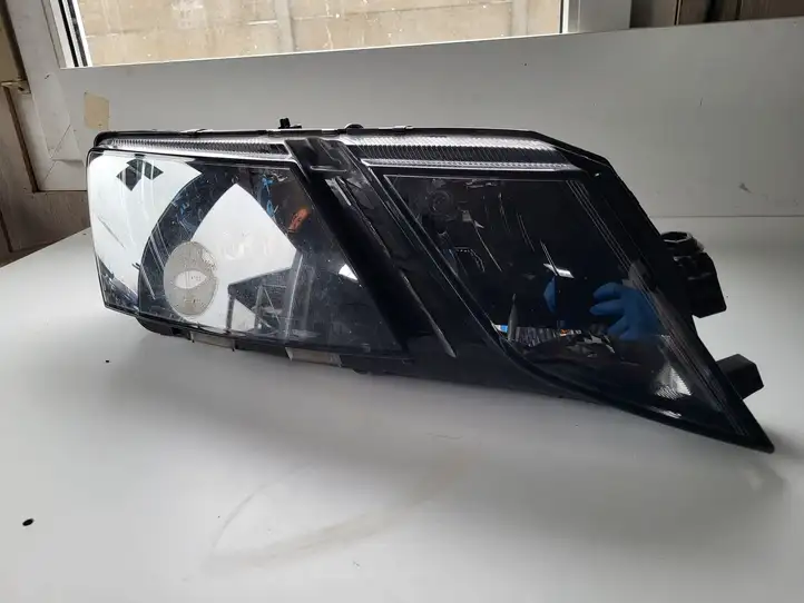 Skoda Octavia Mk3 (5E) (2013 - 2019) Передняя фара — фото 6