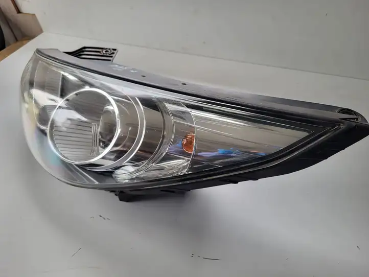 Hyundai ix35 (2009 - 2013) Передняя фара — фото 4