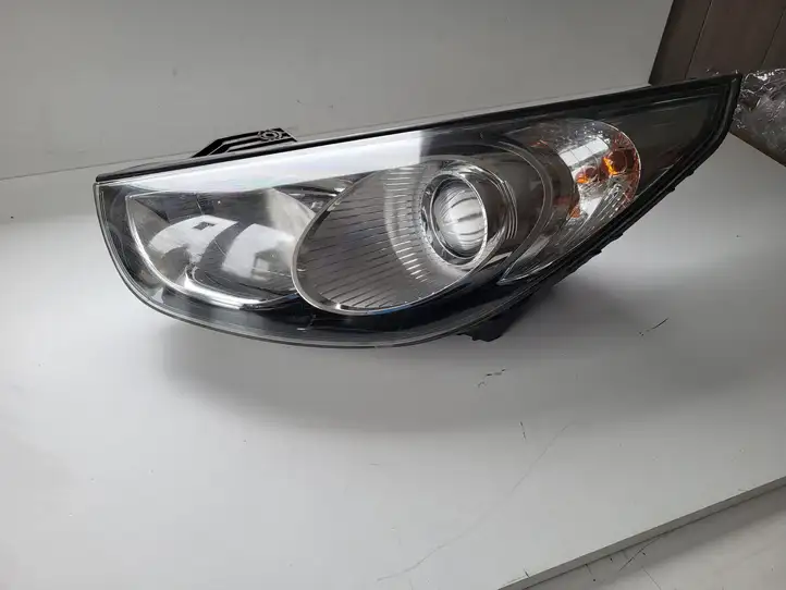 Hyundai ix35 (2009 - 2013) Передняя фара — фото 6