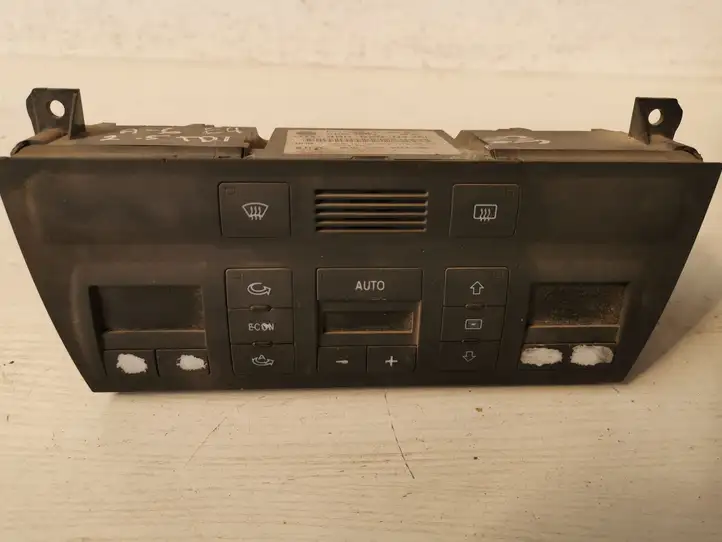 Audi A6 S6 C5 4B (2001 - 2004) 4B0820043AL Блок управления климат-контролем — фото 4