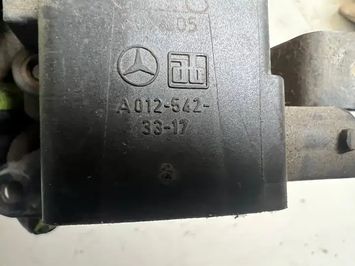 Mercedes-Benz A W168 (1997 - 2004) A0125423317 Электронная педаль газа — фото 2