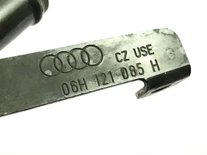 Audi Q5 SQ5 (2008 - 2012) 06H121085H Шланги системы охлаждения — фото 2