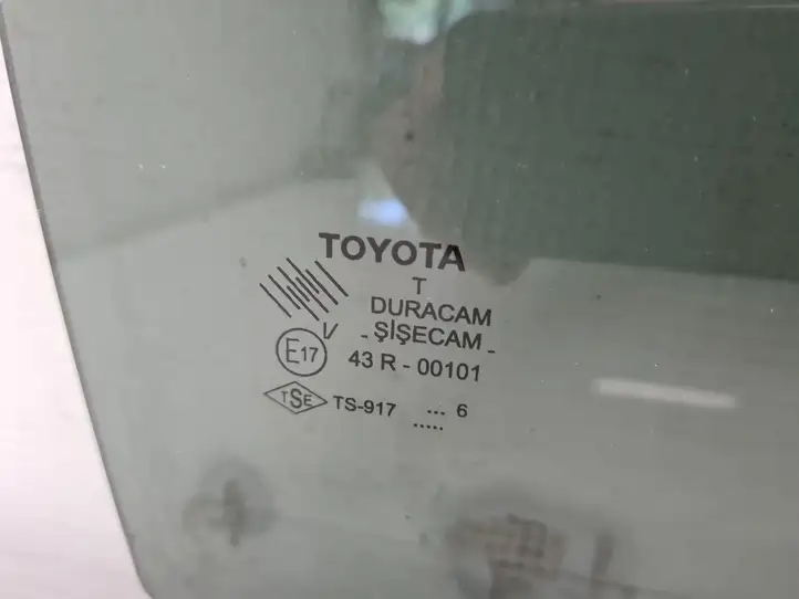 Toyota Corolla Verso AR10 (2004 - 2009) Стекло задней двери — фото 2