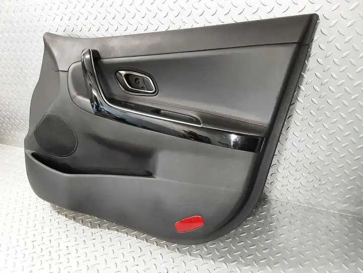Kia Ceed (2015 - 2018) 82340A2010 Обшивка передней двери — фото 8
