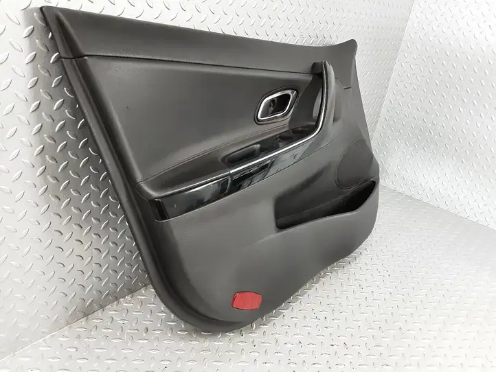 Kia Ceed (2015 - 2018) 82350A2000 Обшивка передней двери — фото 4