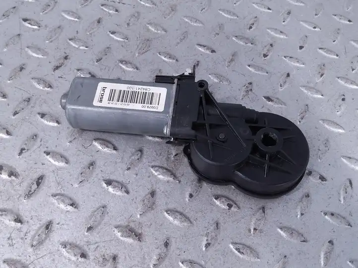 Land Rover Defender (2020 - ) QA1024757 Электродвигатель сиденья — фото 3