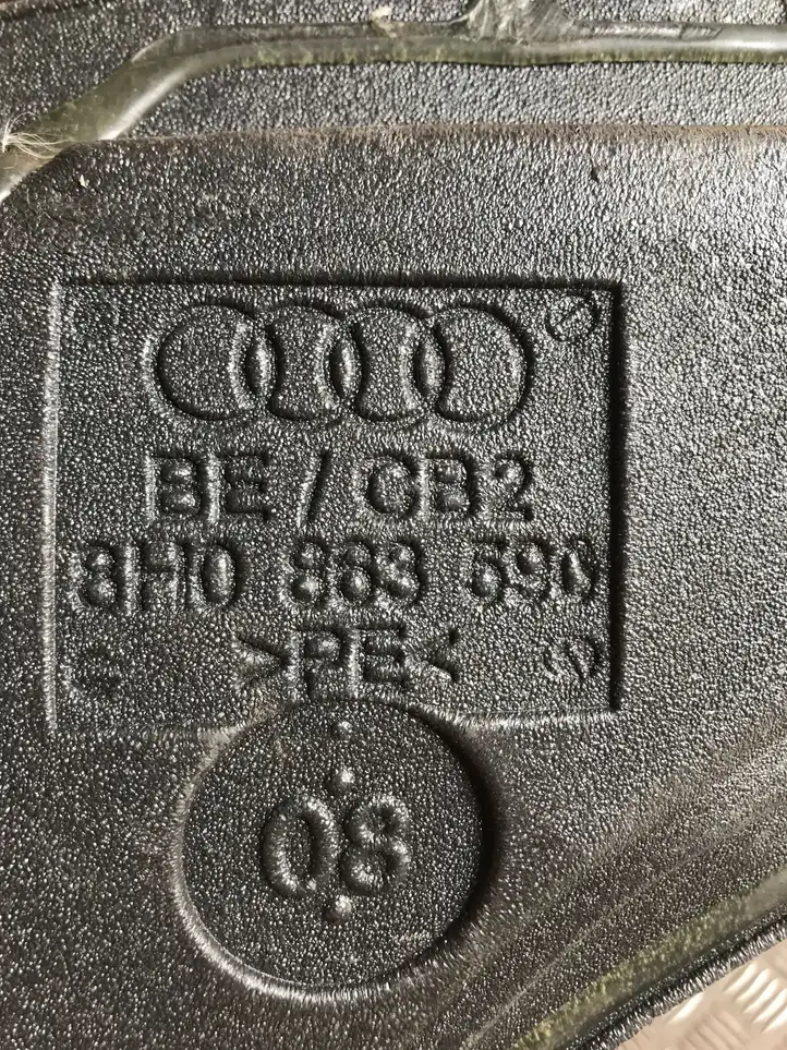 Audi A4 S4 B7 8E 8H (2004 - 2009) 8H0863590 Ветровик задней двери — фото 3