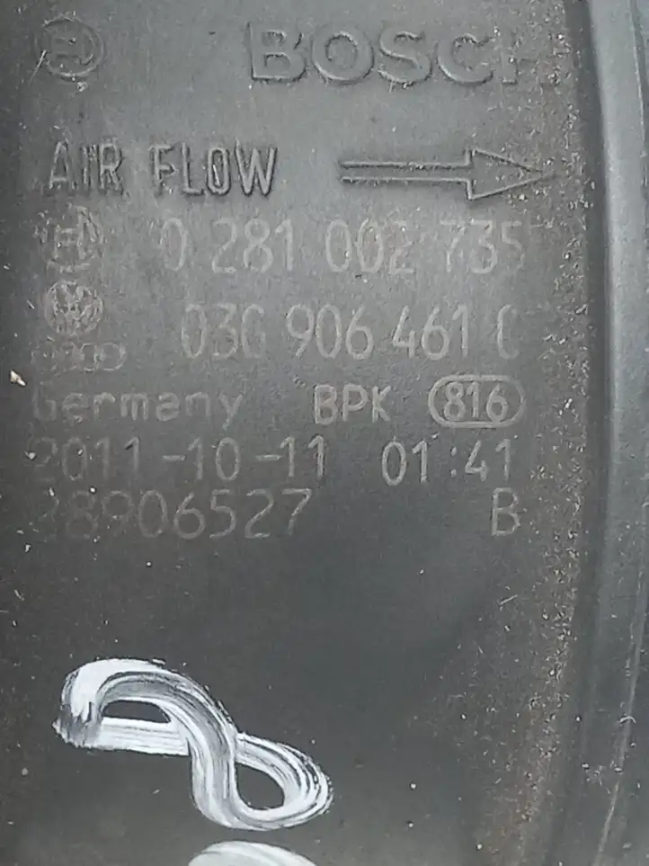 Audi A4 S4 B8 8K (2007 - 2011) 03G906461C Датчик массового расхода воздуха — фото 3