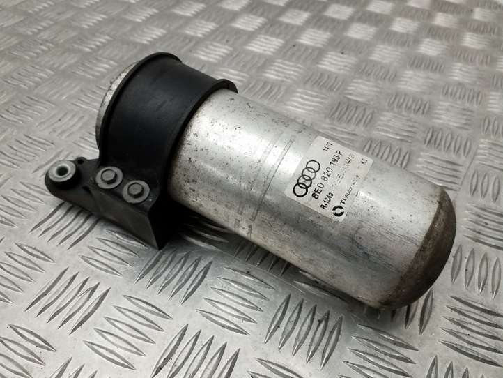 Seat Exeo (3R) (2008 - 2013)  8E0820193P Кондиционер-осушитель воздуха