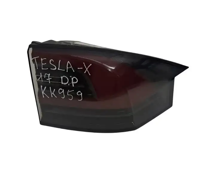 Tesla Model X (2015 - 2021) 103433500A Задний фонарь в кузове — фото 9