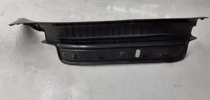 Toyota Avensis T250 (2003 - 2006) 6791805040 Внутренняя отделка заднего порога — фото 2