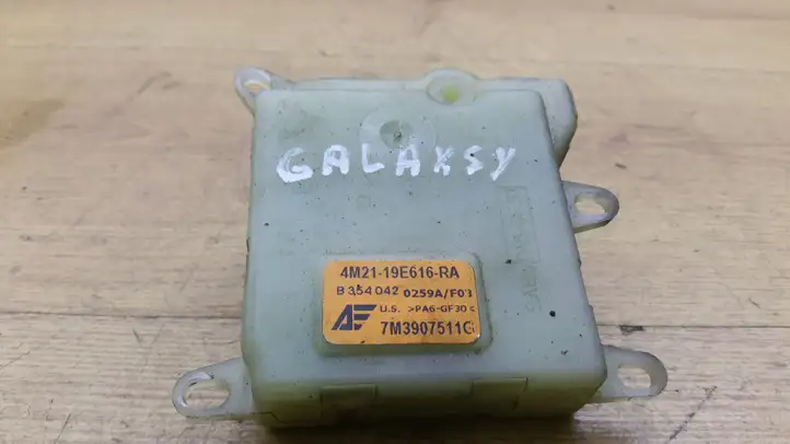 Ford Galaxy (2000 - 2006) 4M2119E616RA Двигатель задвижки потока воздуха — фото 1