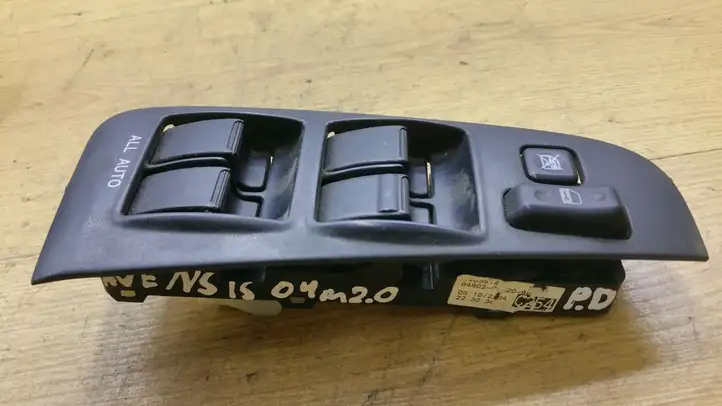 Toyota Avensis T250 (2003 - 2006) 8482005120 Блок кнопок стеклоподъемников — фото 4