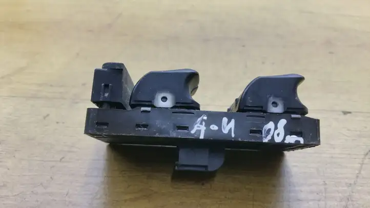 Audi A4 S4 B8 8K (2007 - 2011) 8K0959851 Кнопка стеклоподъемников — фото 2