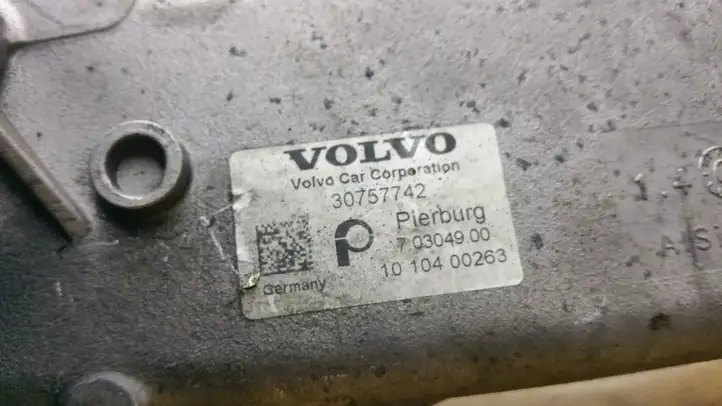 Volvo S60 (2010 - 2013) 30757742 Охладитель клапана EGR — фото 3