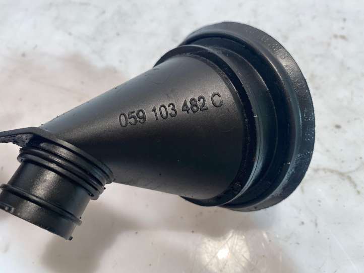 Audi Q7 (2005 - 2009)  059103482C Патрубок маслозаливной горловины