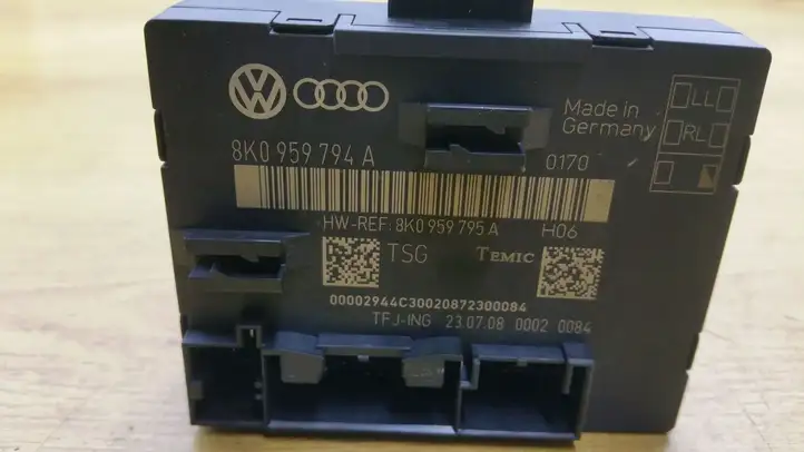 Audi A4 S4 B8 8K (2007 - 2011) 8K0959794A Блок управления дверью — фото 4