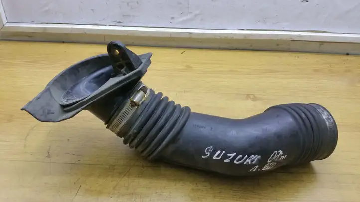 Suzuki SX4 (2006 - 2009) Трубка подачи воздуха — фото 1