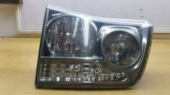 Lexus RX 300 (2003 - 2006) Задний фонарь в крышке багажника — фото 4