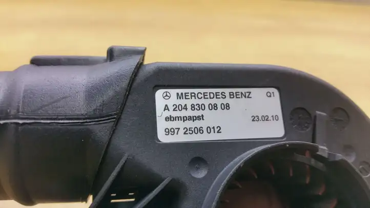 Mercedes-Benz C W204 (2007 - 2014) A2048300808 Двигатель задвижки потока воздуха — фото 3
