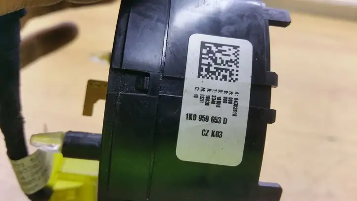 Audi A3/S3 8P (2004 - 2008) 1K0959653D Контактное кольцо SRS — фото 2