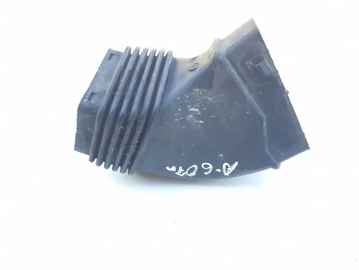 Audi A6 S6 C6 4F (2004 - 2008) 4F0129739B Детали воздухозаборника — фото 3