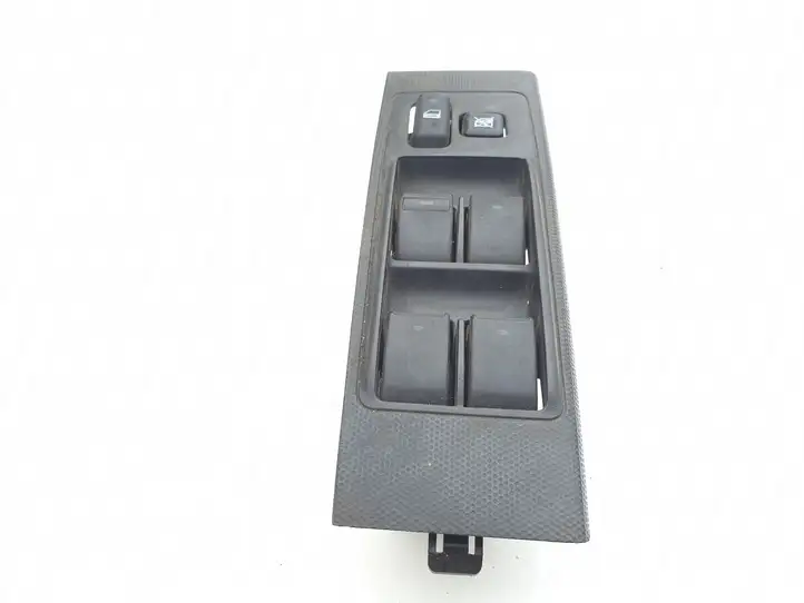 Toyota Corolla Verso AR10 (2004 - 2009) 848200F03000 Блок кнопок стеклоподъемников — фото 2