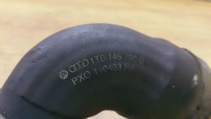 Audi A3/S3 8P (2004 - 2008) 1T0145790B Трубки интеркулера / Шланги интеркулера — фото 3