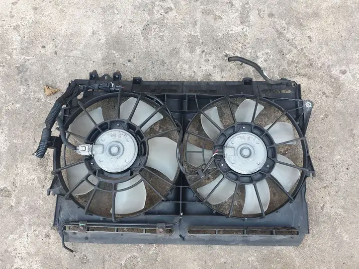 Toyota Avensis T250 (2006 - 2009) 4227502520 Дифузор радиатора — фото 1
