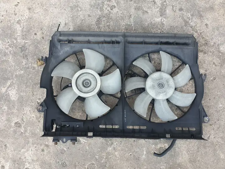 Toyota Avensis T250 (2006 - 2009) 4227502520 Дифузор радиатора — фото 3