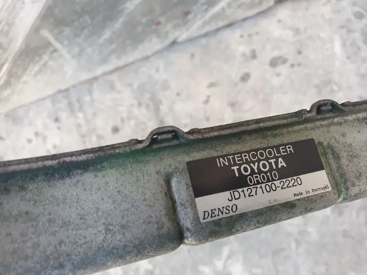 Toyota Avensis T250 (2006 - 2009) JD1271002220 Интеркулер — фото 2