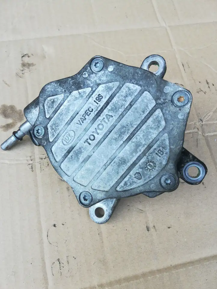 Toyota Avensis T250 (2006 - 2009) 27060698 Вакуумный насос — фото 4