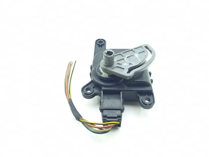 Hyundai Santa Fe (2005 - 2009) AA1G5100 Двигатель задвижки потока воздуха — фото 2