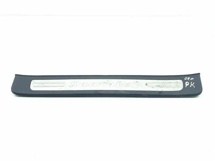 Hyundai Santa Fe (2005 - 2009) 858712B000 Внутренняя отделка переднего порога — фото 1