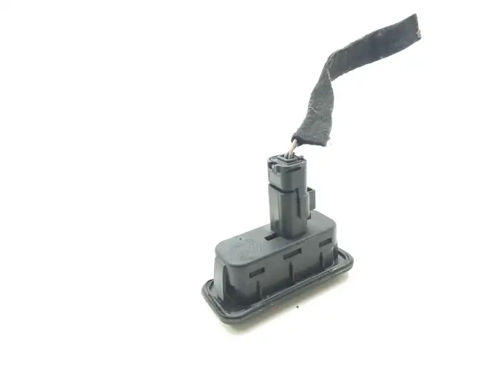 Renault Scenic III - Grand scenic III (2009 - 2016) 8200076256 Кнопка закрытия крышки багажника — фото 2