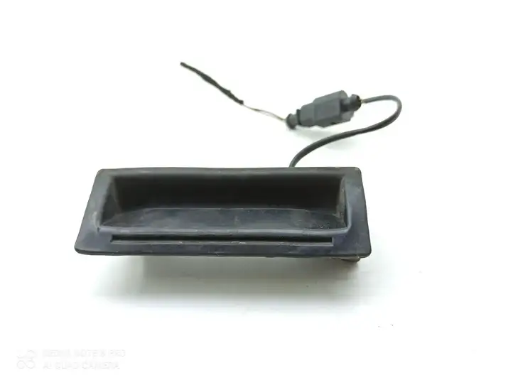 Volkswagen Touareg I (2002 - 2010) 1J0827566 Кнопка закрытия крышки багажника — фото 1